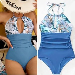 NWOT Tropical Print Ruched Side Keyhole High Back Halter One Piece Swimsuit Sz L